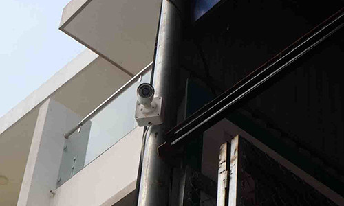 Cô gái bán gà bị sát hại ở Điện Biên: Kẻ lạ đòi xem camera nhà dân - Hình 2 Co gai ban ga bi sat hai o Dien Bien: Ke la doi xem camera nha dan-Hinh-2