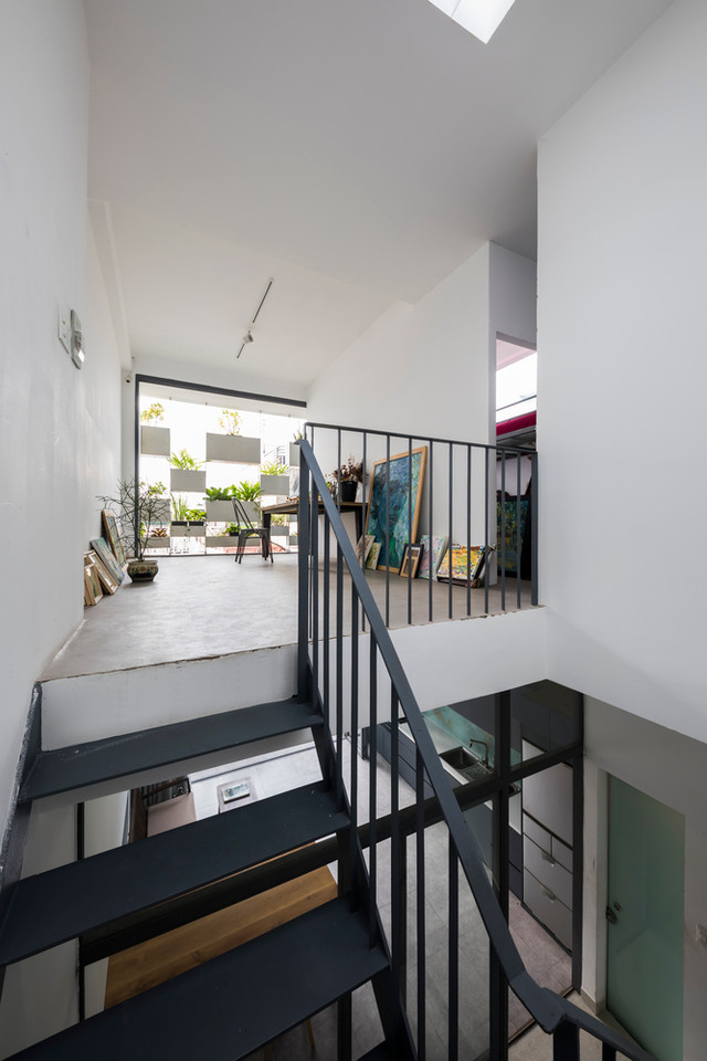 Du huong Tay nhung can nha nay luon mat me vi cay xanh phu kin mat tien-Hinh-6