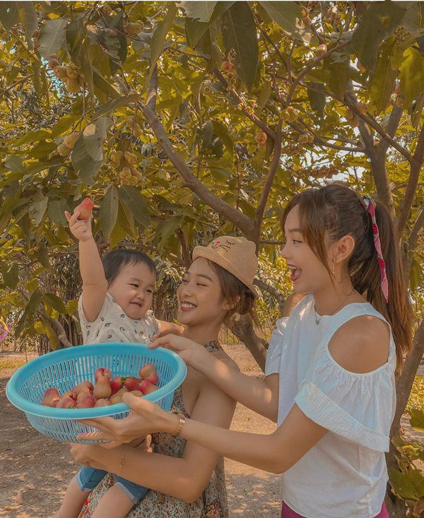 Những khu vườn tiền tỷ rộng thênh thang của sao Việt - Hình 9 Nhung khu vuon tien ty rong thenh thang cua sao Viet-Hinh-9