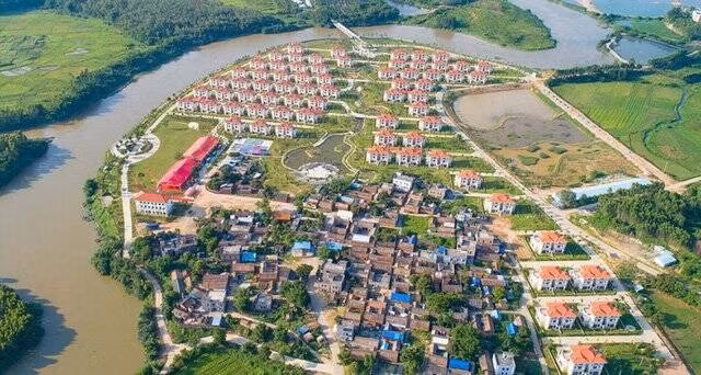 Dai gia xay hang tram can biet thu tang dan lang de bao dap an tinh-Hinh-7