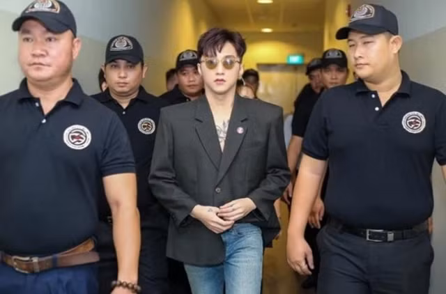 Ca si Quang Ha co nhieu nha dat cung sieu xe 70 ty gay 'nao loan' duong pho-Hinh-10