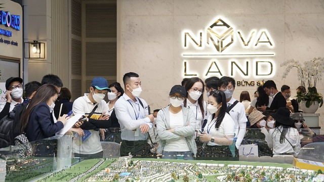 Thêm 2 lãnh đạo của Novaland có đơn xin từ nhiệm Them 2 lanh dao cua Novaland co don xin tu nhiem