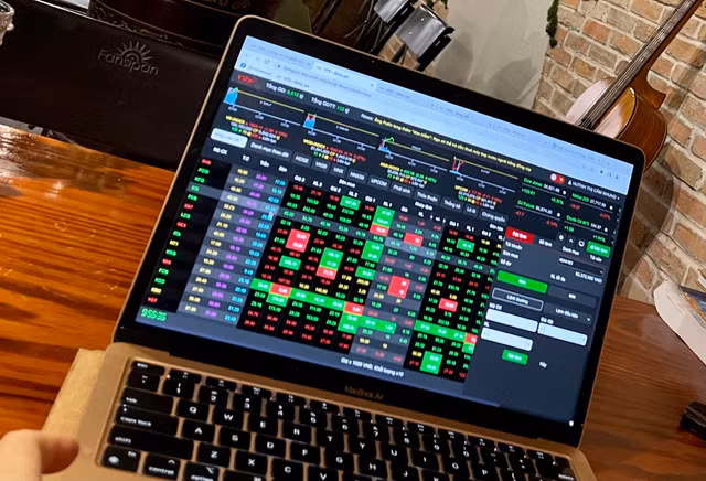 Tu doanh ban rong 250 ty dong trong phien 28/10