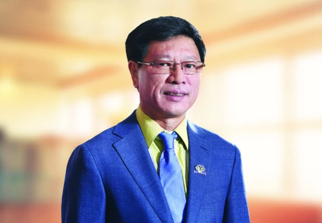 HQC: Hoãn Đại hội và hủy danh sách chốt quyền cổ đông, cổ phiếu lập tức 'quay xe' HQC: Hoan Dai hoi va huy danh sach chot quyen co dong, co phieu lap tuc 'quay xe'