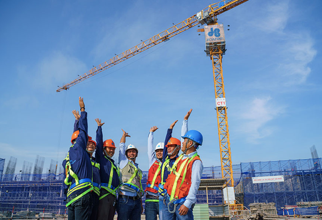 Anh trai Chủ tịch Lê Viết Hải đã sang tay 900.000 cổ phiếu HBC Anh trai Chu tich Le Viet Hai da sang tay 900.000 co phieu HBC