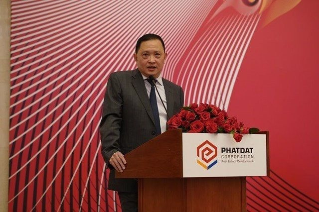 Chủ tịch Nguyễn Văn Đạt bị bán giải chấp thêm 3,5 triệu cổ phiếu PDR tại phiên sàn 21/12 Chu tich Nguyen Van Dat bi ban giai chap them 3,5 trieu co phieu PDR tai phien san 21/12