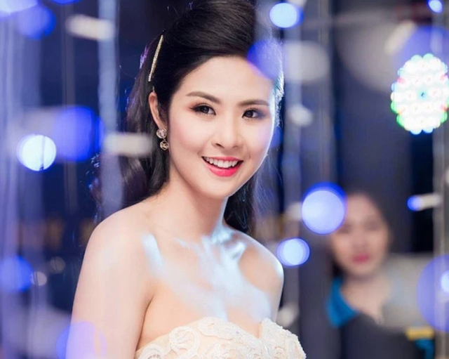 Hoa Hậu Ngọc Hân được bổ nhiệm Phó Tổng giám đốc Du lịch Ninh Vân Bay Hoa Hau Ngoc Han duoc bo nhiem Pho Tong giam doc Du lich Ninh Van Bay