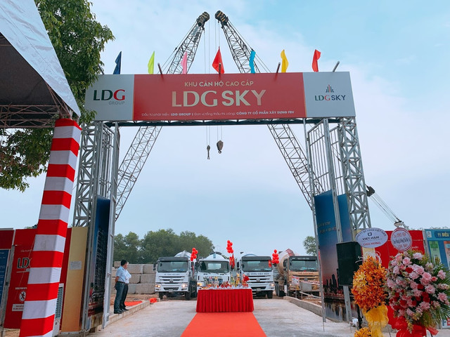 LDG muốn chào bán riêng lẻ 120 triệu cổ phiếu với giá 10.000 đồng LDG muon chao ban rieng le 120 trieu co phieu voi gia 10.000 dong