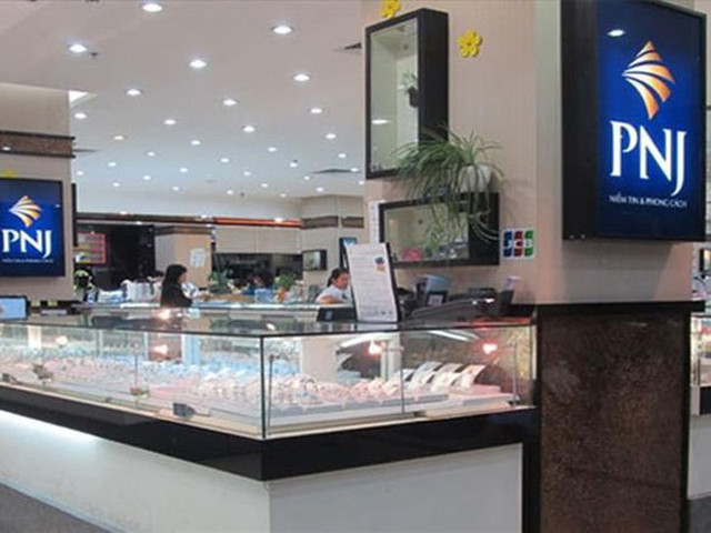 PNJ sắp phát hành 3,6 triệu cổ phiếu ESOP với giá chỉ 10.000 đồng/cp PNJ sap phat hanh 3,6 trieu co phieu ESOP voi gia chi 10.000 dong/cp
