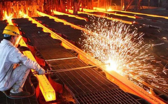 Nganh thep 'the tham' nhu Chu tich HPG Tran Dinh Long da canh bao?