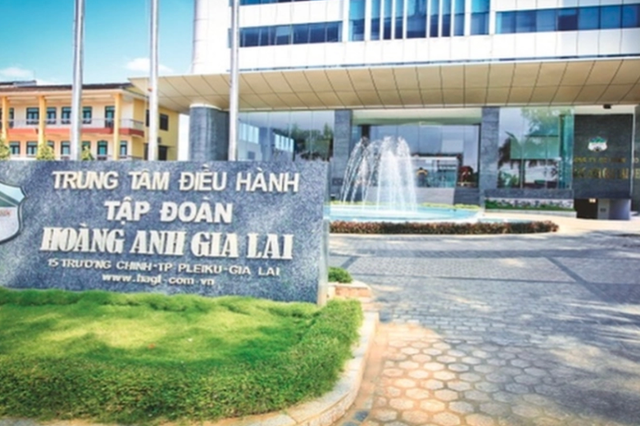 Thêm một thành viên HĐQT muốn rời khỏi HAGL sau 26 năm gắn bó Them mot thanh vien HDQT muon roi khoi HAGL sau 26 nam gan bo