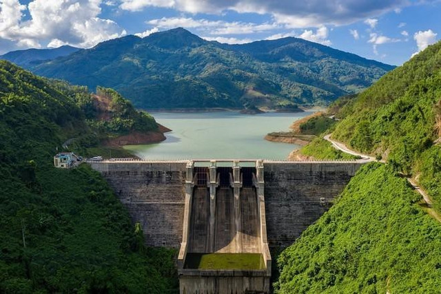 Một doanh nghiệp điện bị Cục thuế Sơn La truy thu thuế Mot doanh nghiep dien bi Cuc thue Son La truy thu thue