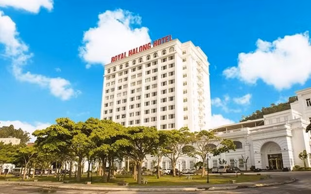 Chu so huu Casino Royal Ha Long tiep tuc kinh doanh am, lo luy ke hon 400 ty dong