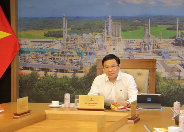 Tổng doanh thu 6 tháng của Petrovietnam đạt 468.300 tỷ đồng Tong doanh thu 6 thang cua Petrovietnam dat 468.300 ty dong