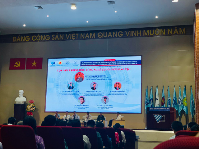 TSKH Phan Xuân Dũng: Các đóng góp của VUSTA có tác động tích cực đối với sự phát triển kinh tế - xã hội TSKH Phan Xuan Dung: Cac dong gop cua VUSTA co tac dong tich cuc doi voi su phat trien kinh te - xa hoi