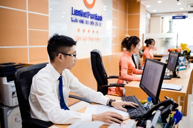 LienVietPostBank dự phát hành 265 triệu cổ phiếu tăng vốn lên hơn 15.000 tỷ đồng LienVietPostBank du phat hanh 265 trieu co phieu tang von len hon 15.000 ty dong