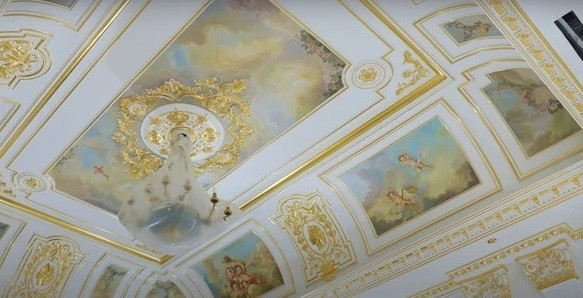 Ngắm căn penthouse dát 200 cây vàng ở Hà Nội - Hình 4 Ngam can penthouse dat 200 cay vang o Ha Noi-Hinh-4
