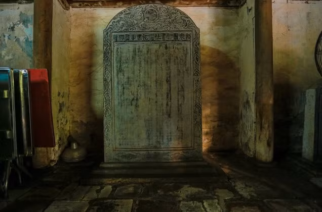 Tan muc nha co 300 tuoi lam tu go lim giua Ha thanh-Hinh-8