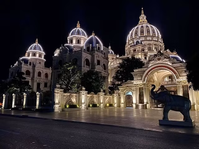 Can canh lau dai Thanh Thang - cung dien 'dat vang' cua dai gia Ninh Binh-Hinh-4