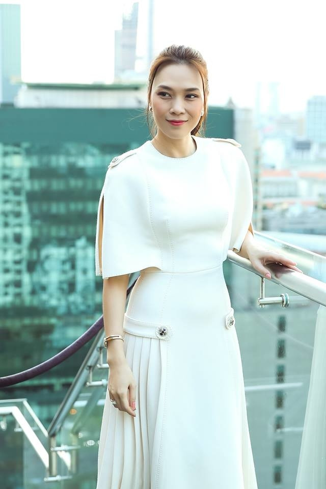 Ca sỹ Mỹ Tâm vướng tin đồn mang bầu giàu cỡ nào? - Hình 2 Ca sy My Tam vuong tin don mang bau giau co nao?-Hinh-2