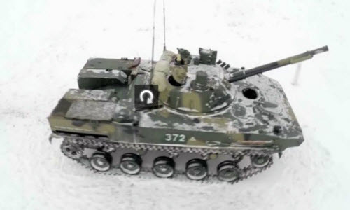 Xem lính dù Nga thử nghiệm xe bọc thép thế hệ mới Xem linh du Nga thu nghiem xe boc thep the he moi