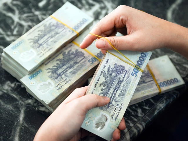 Người nhận thưởng Tết 3,5 tỷ ở Sài Gòn đóng thuế thu nhập bao nhiêu? Nguoi nhan thuong Tet 3,5 ty o Sai Gon dong thue thu nhap bao nhieu?