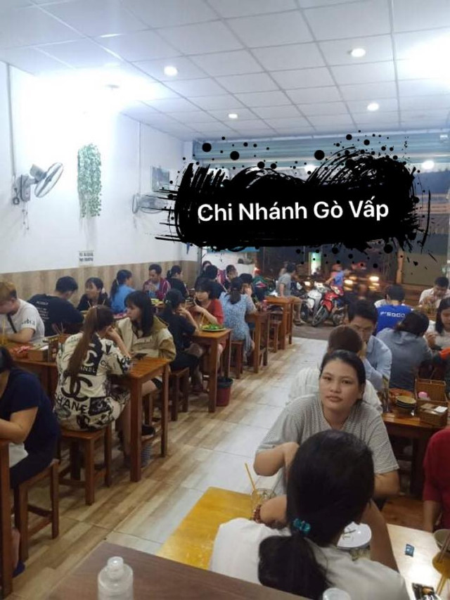 Chuỗi quán bún đậu của Mạc Văn Khoa làm ăn ra sao? - Hình 9 Chuoi quan bun dau cua Mac Van Khoa lam an ra sao?-Hinh-9