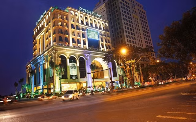 Tap doan Khai Vy bi ngan hang BIDV siet no so huu khoi tai san nhu nao?