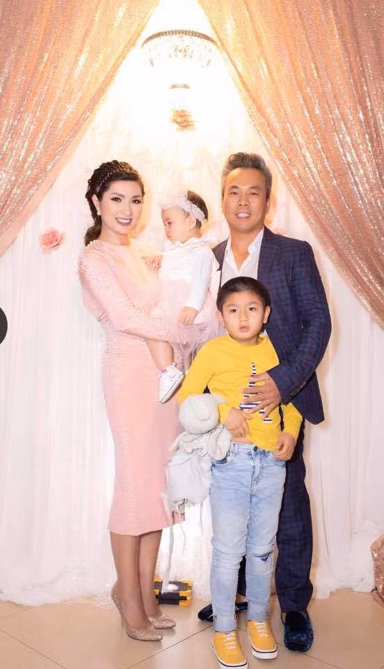 Choang voi khoi tai san cua ca si Nguyen Hong Nhung truoc khi chia tay ban trai