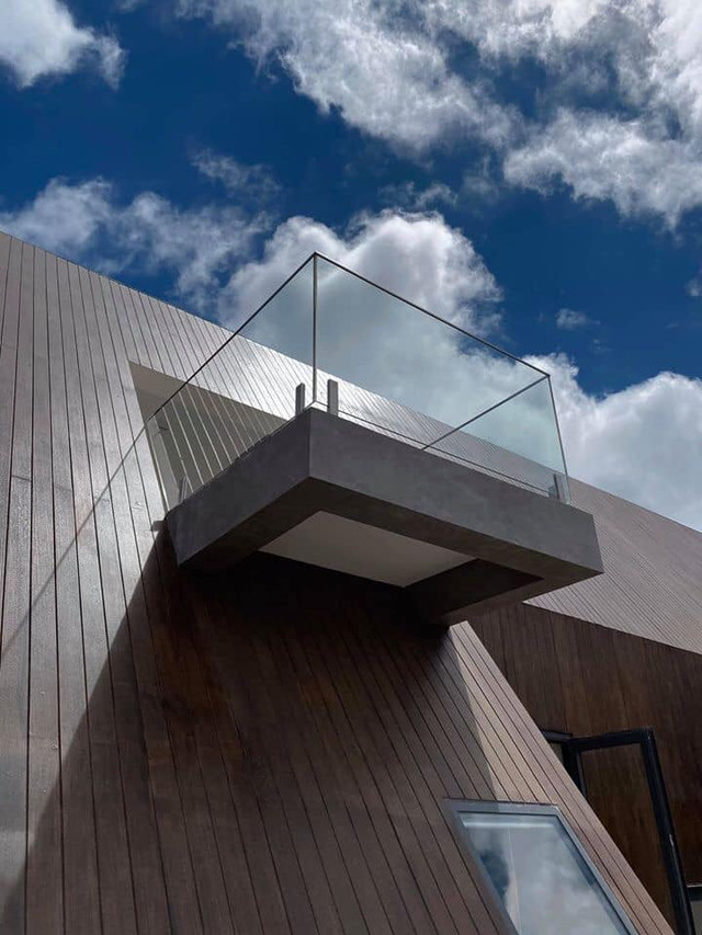 Vợ chồng Tóc Tiên - Hoàng Touliver giàu sụ - Hình 8 Vo chong Toc Tien - Hoang Touliver giau su-Hinh-8