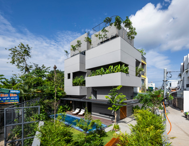 Bên trong ngôi nhà mát rượi giữ rừng bê tông Ben trong ngoi nha mat ruoi giu rung be tong