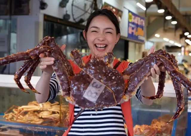 Cua tuyết Nhật Bản có giá vô cùng đắt đỏ đến 1,6 tỷ đồng mỗi con - Hình 6 Cua tuyet Nhat Ban co gia vo cung dat do den 1,6 ty dong moi con-Hinh-6