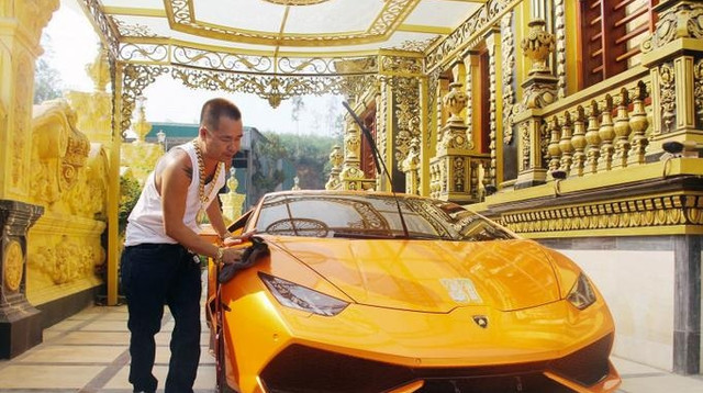 Đại gia Nghệ An dành hơn 3.000m2 trồng các loại cây bonsai trị giá bạc tỷ - Hình 10 Dai gia Nghe An danh hon 3.000m2 trong cac loai cay bonsai tri gia bac ty-Hinh-10