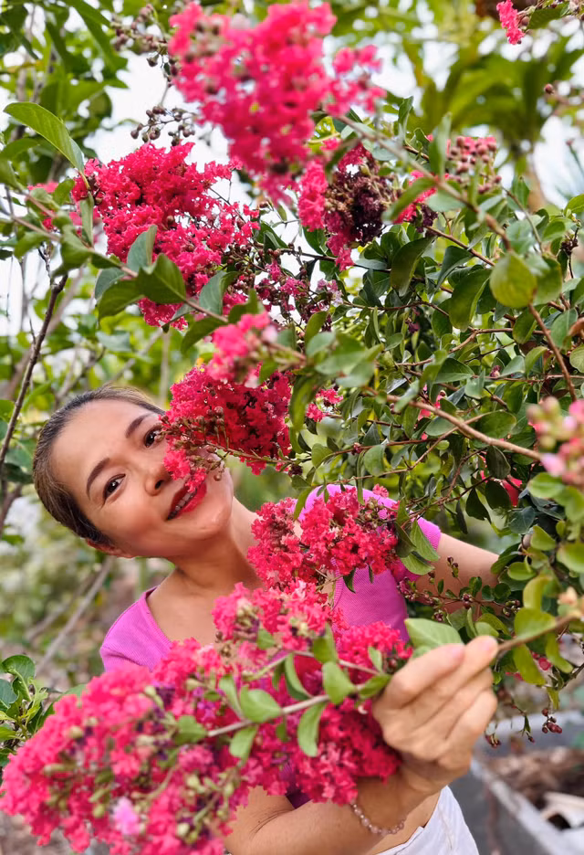 Ca si My Le so huu mot khu vuon tran ngap hoa va trai cay-Hinh-8