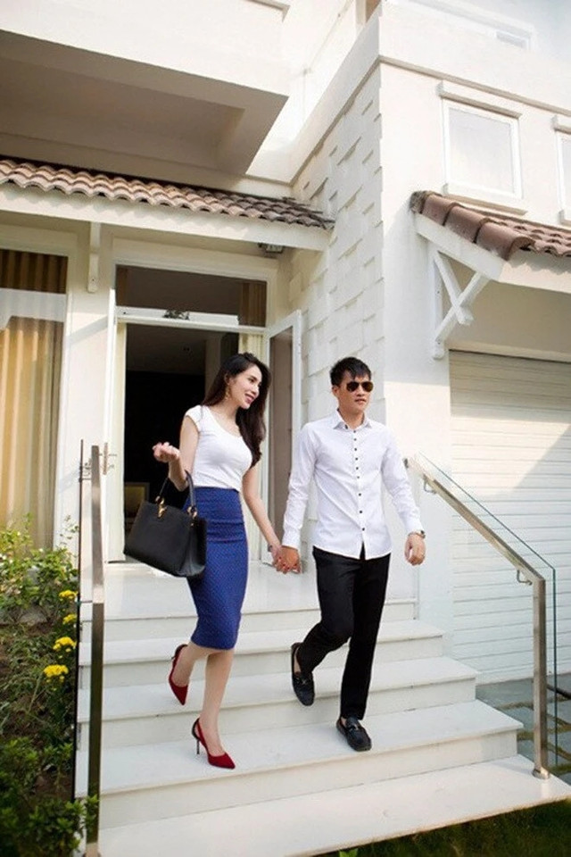 Biệt thự tiền tỷ “phá đi xây lại” của Công Vinh - Thủy Tiên Biet thu tien ty “pha di xay lai” cua Cong Vinh - Thuy Tien