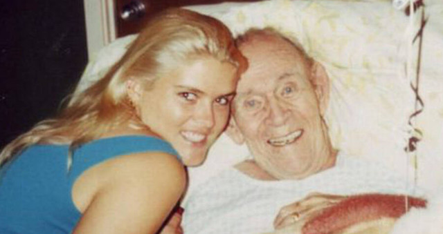 Tỷ phú 89 tuổi cưới vợ nhỏ hơn tới 63 tuổi gây chú ý - Hình 8 Ty phu 89 tuoi cuoi vo nho hon toi 63 tuoi gay chu y-Hinh-8