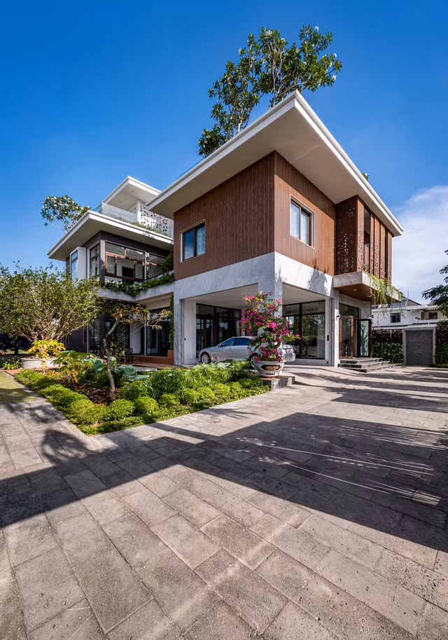 Tan muc biet thu miet vuon mien Tay day cay xanh