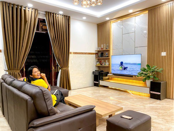 Cận cảnh những căn nhà tiền tỷ sao Việt tặng đấng sinh thành Can canh nhung can nha tien ty sao Viet tang dang sinh thanh