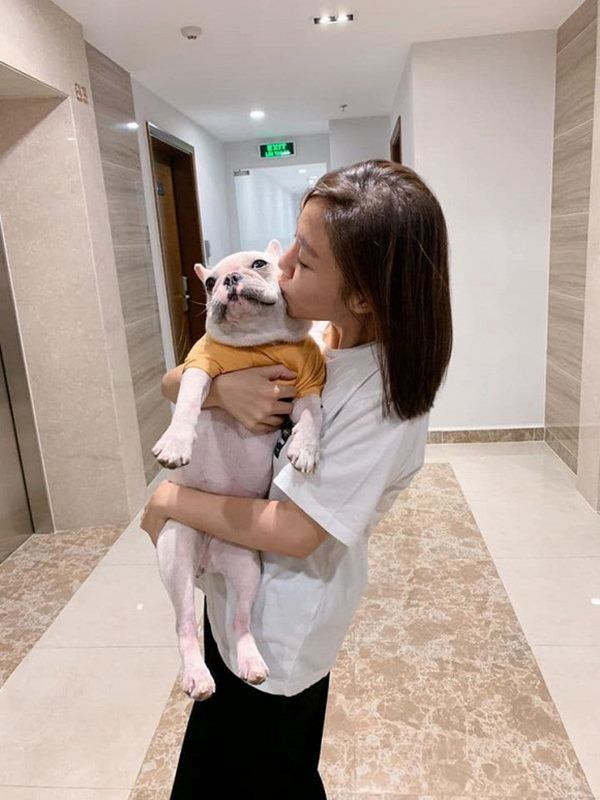 Văn Mai Hương và không gian sống ngập đồ hiệu xa xỉ Van Mai Huong va khong gian song ngap do hieu xa xi