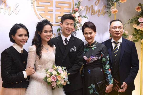 So sánh gia thế nhà vợ các cầu thủ Việt - Hình 4 So sanh gia the nha vo cac cau thu Viet-Hinh-4