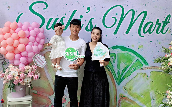 So sánh gia thế nhà vợ các cầu thủ Việt - Hình 9 So sanh gia the nha vo cac cau thu Viet-Hinh-9