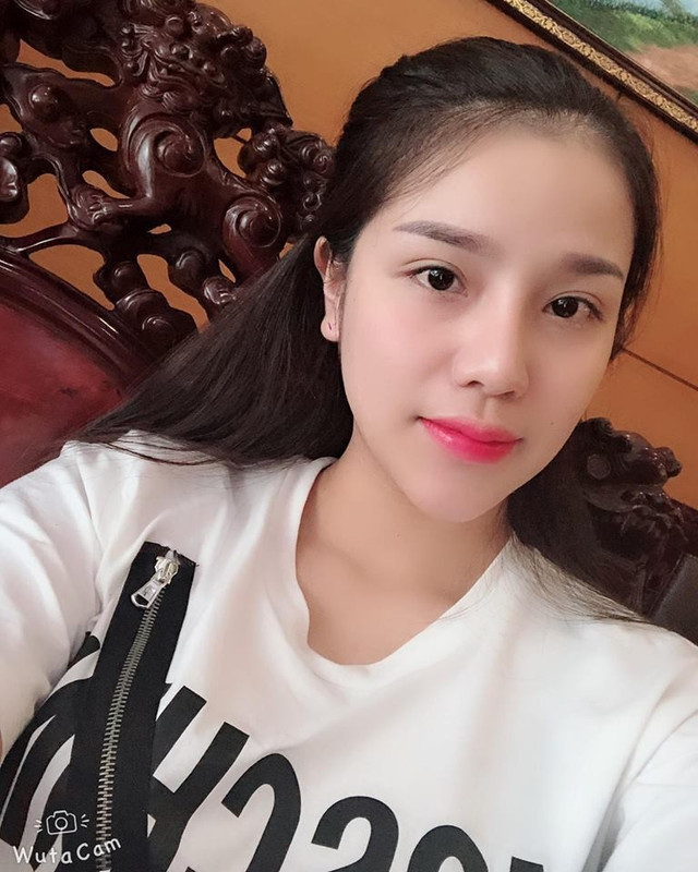 So sánh gia thế nhà vợ các cầu thủ Việt - Hình 10 So sanh gia the nha vo cac cau thu Viet-Hinh-10