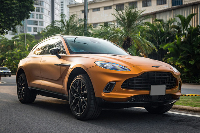 Khoảng 10 chiếc Aston Martin DBX tại Việt Nam bị triệu hồi - Hình 2 Khoang 10 chiec Aston Martin DBX tai Viet Nam bi trieu hoi-Hinh-2