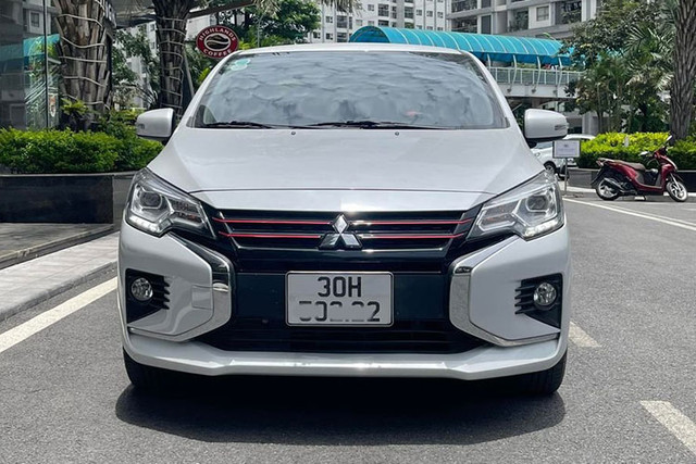 Cận cảnh Mitsubishi Attrage biển số đẹp giá chỉ 459 triệu tại Hà Nội - Hình 9 Can canh Mitsubishi Attrage bien so dep gia chi 459 trieu tai Ha Noi-Hinh-9