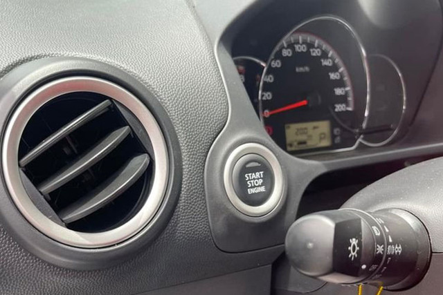 Cận cảnh Mitsubishi Attrage biển số đẹp giá chỉ 459 triệu tại Hà Nội - Hình 5 Can canh Mitsubishi Attrage bien so dep gia chi 459 trieu tai Ha Noi-Hinh-5