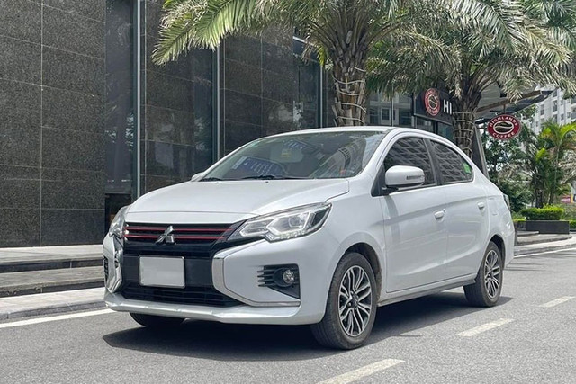 Cận cảnh Mitsubishi Attrage biển số đẹp giá chỉ 459 triệu tại Hà Nội - Hình 8 Can canh Mitsubishi Attrage bien so dep gia chi 459 trieu tai Ha Noi-Hinh-8