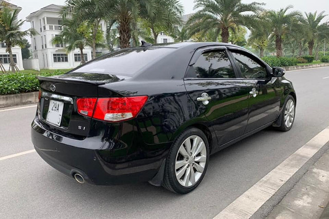 Có nên mua xe Kia Forte đời cũ từ 300 triệu tại Việt Nam? - Hình 2 Co nen mua xe Kia Forte doi cu tu 300 trieu tai Viet Nam?-Hinh-2