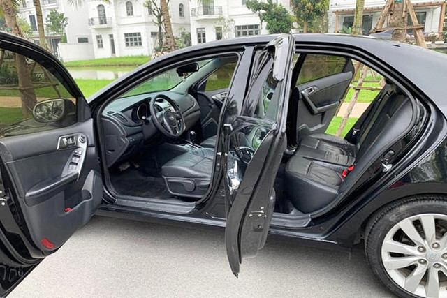 Có nên mua xe Kia Forte đời cũ từ 300 triệu tại Việt Nam? - Hình 4 Co nen mua xe Kia Forte doi cu tu 300 trieu tai Viet Nam?-Hinh-4