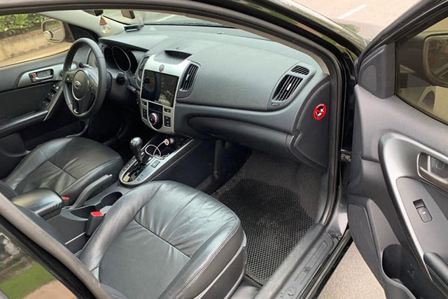 Có nên mua xe Kia Forte đời cũ từ 300 triệu tại Việt Nam? - Hình 5 Co nen mua xe Kia Forte doi cu tu 300 trieu tai Viet Nam?-Hinh-5