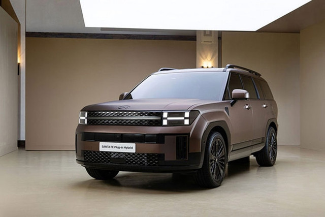 Bản cũ của Hyundai SantaFe giảm giá hàng chục triệu đồng - Hình 2 Ban cu cua Hyundai SantaFe giam gia hang chuc trieu dong-Hinh-2